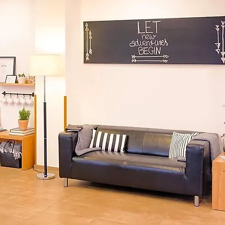 Ecoinn מלון